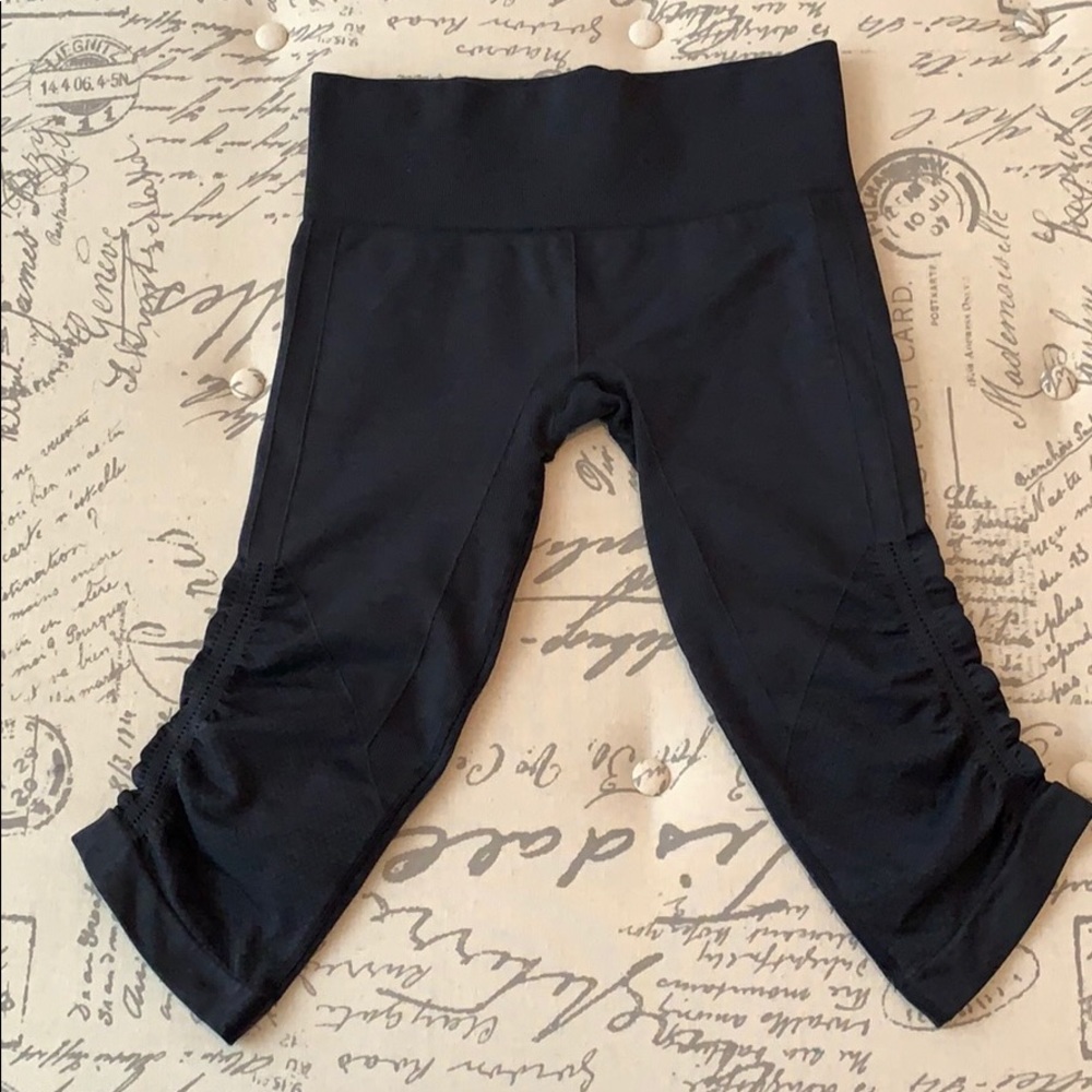 Lululemon capri leggings